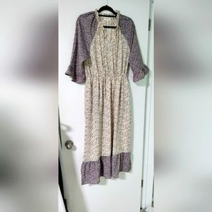 Pretty floral maxi dress